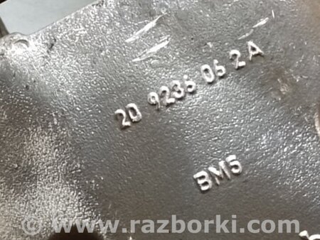 ФОТО Суппорт для Volkswagen Touareg (02-07) Киев