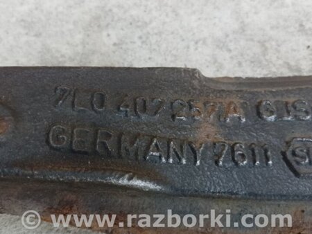 ФОТО Кулак поворотный для Volkswagen Touareg (02-07) Киев