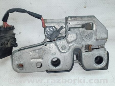 ФОТО Замок капота для Volkswagen Touareg (02-07) Киев
