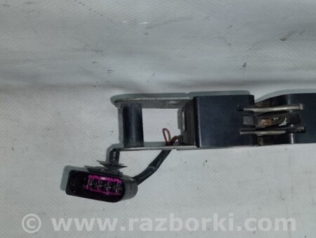ФОТО Замок капота для Volkswagen Touareg (02-07) Киев