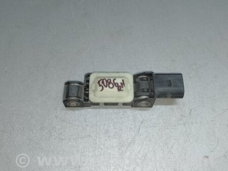 ФОТО Датчик удара для Volkswagen Touareg (02-07) Киев