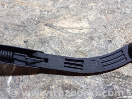 ФОТО Поводок дворника для Subaru Forester SG Киев