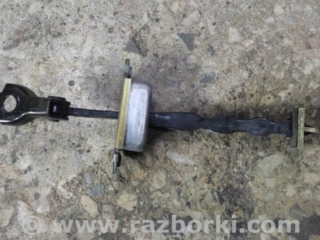 ФОТО Ограничитель двери для Infiniti  G25/G35/G37/Q40 Киев