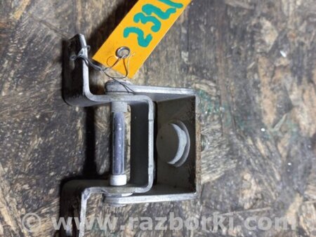 ФОТО Петля крышки багажника для Nissan Tiida/Versa C11 Киев