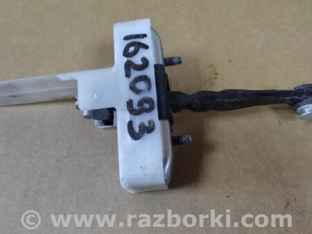 ФОТО Ограничитель двери для Lexus LS460 (06-12) Киев