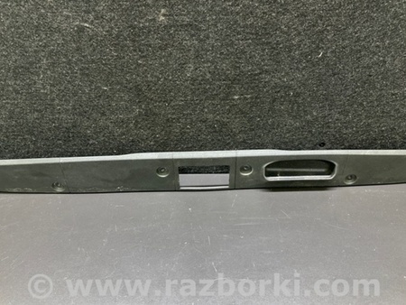 ФОТО Накладка крышки багажника для Mercedes-Benz E-CLASS W211 (02-09) Киев