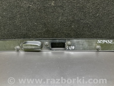 ФОТО Накладка крышки багажника для Mercedes-Benz E-CLASS W211 (02-09) Киев