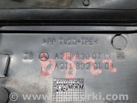 ФОТО Пластик под лобовое стекло (Жабо) для Mercedes-Benz E-CLASS W211 (02-09) Киев