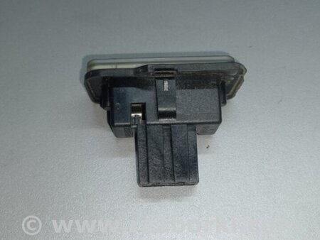 ФОТО Подсветка номера для Mercedes-Benz E-CLASS W211 (02-09) Киев