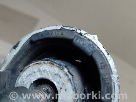 ФОТО Рычаг задний нижний поперечный для Buick Enclave (08-12) Киев