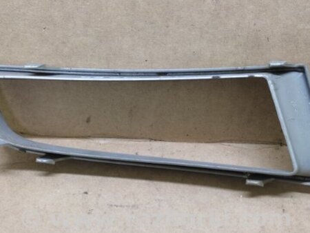 ФОТО Накладка противотуманной фары для Mazda 3 BK (2003-2009) (I) Киев