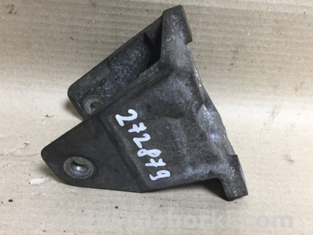 ФОТО Кронштейн крепления КПП для Mitsubishi Eclipse (05-08) Киев