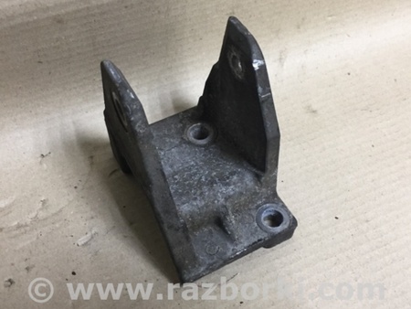 ФОТО Кронштейн крепления КПП для Mitsubishi Eclipse (05-08) Киев