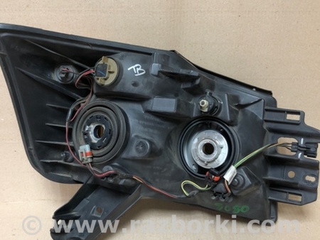 ФОТО Фара для Nissan Titan (04-16) Киев