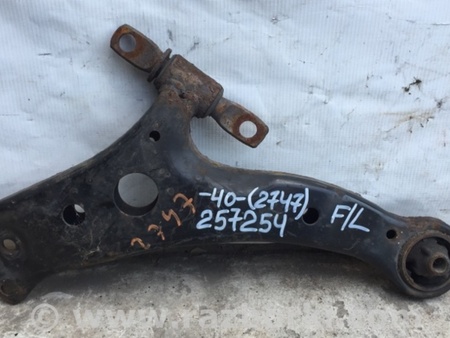 ФОТО Рычаг передний нижний для Toyota Camry 40 XV40 (01.2006-07.2011) Киев