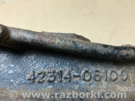 ФОТО Цапфа для Toyota Camry 40 XV40 (01.2006-07.2011) Киев
