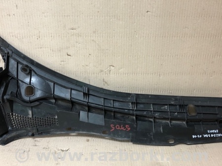 ФОТО Пластик под лобовое стекло (Жабо) для Mazda 3 BK (2003-2009) (I) Киев