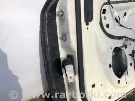 ФОТО Дверь для Chrysler 300 (2004-2010) Киев
