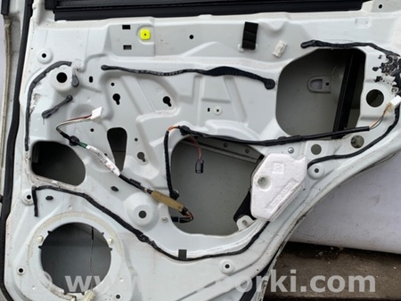 ФОТО Дверь для Suzuki SX4 Киев
