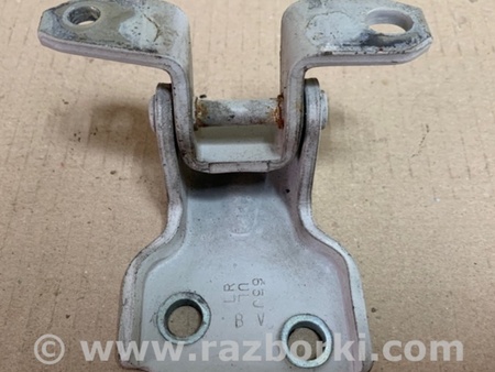 ФОТО Петля двери нижняя для Suzuki SX4 Киев