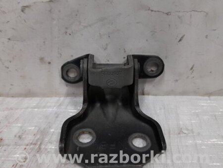 ФОТО Петля двери нижняя для Subaru Forester SG Киев