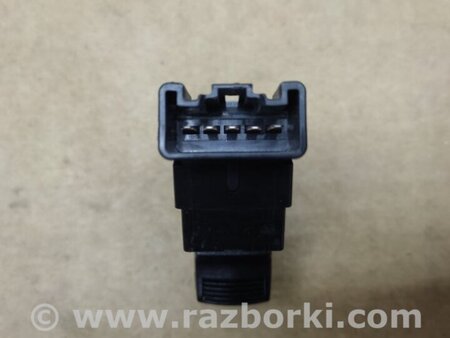 ФОТО Кнопка стеклоподьемника для Suzuki SX4 Киев