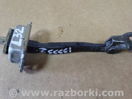 ФОТО Ограничитель двери для Nissan Altima L32 Киев