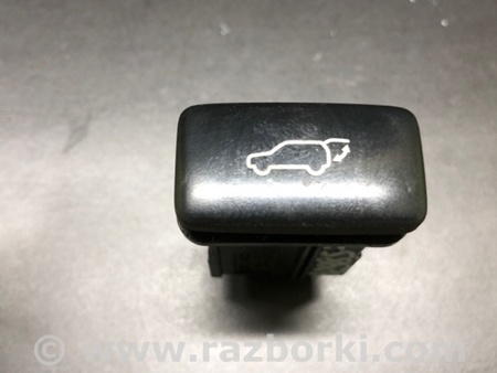 ФОТО Кнопка открывания багажника внутренняя для Lexus RX350/450 (09-15) Киев