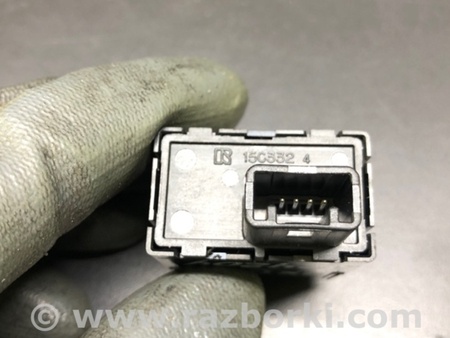 ФОТО Кнопка открывания багажника внутренняя для Lexus RX350/450 (09-15) Киев