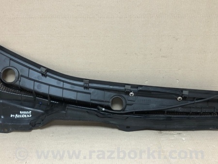 ФОТО Пластик под лобовое стекло (Жабо) для Mazda CX-7 Киев