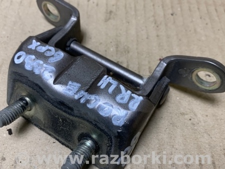 ФОТО Петля двери верхняя для Nissan Rogue (08-14) Киев