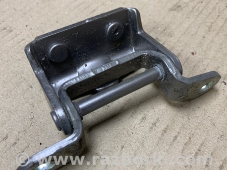 ФОТО Петля двери верхняя для Nissan Rogue (08-14) Киев