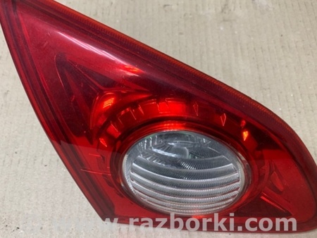 ФОТО Фонарь задний внутренний для Nissan Rogue (08-14) Киев