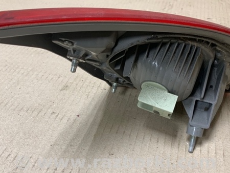 ФОТО Фонарь задний внутренний для Nissan Rogue (08-14) Киев