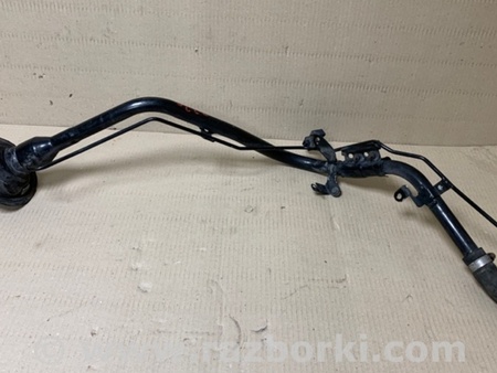 ФОТО Горловина бензобака для Nissan Rogue (08-14) Киев