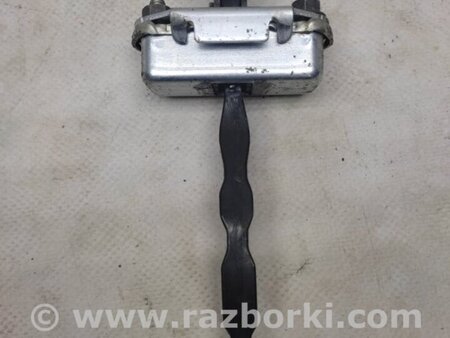 ФОТО Ограничитель двери для Infiniti  G25/G35/G37/Q40 Киев