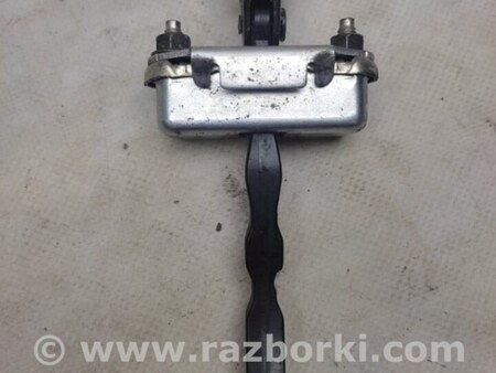 ФОТО Ограничитель двери для Infiniti  G25/G35/G37/Q40 Киев