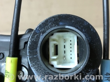 ФОТО Замок двери для Toyota Corolla E150 (11.2006-08.2013) Киев