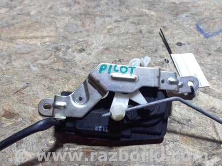 ФОТО Замок стекла крышки багажника для Honda Pilot 2 MR-V YF3/4 (2008-2015) Киев