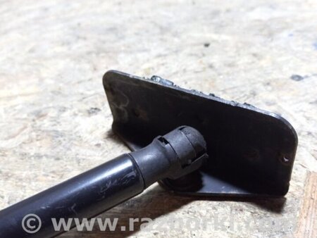 ФОТО Амортизатор стекла крышки багажника для Honda Pilot 2 MR-V YF3/4 (2008-2015) Киев