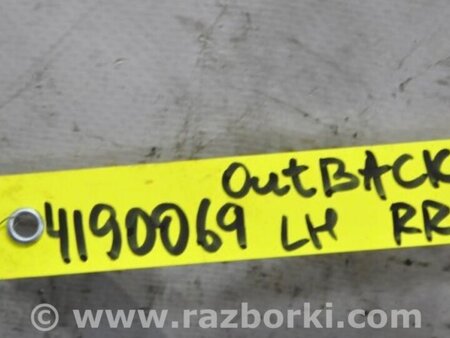 ФОТО Фонарь задний внутренний для Subaru Outback BR Киев