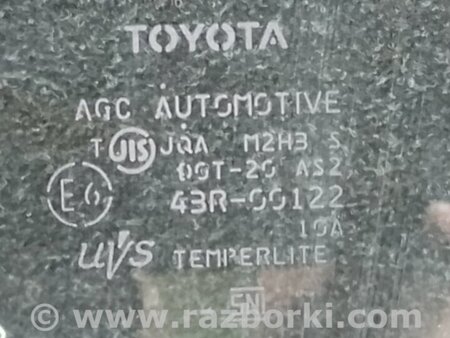 ФОТО Стекло двери для Toyota Prius 30 (09-17) Киев