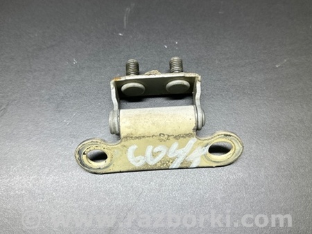 ФОТО Петля крышки багажника для Toyota Prius 30 (09-17) Киев