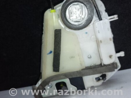 ФОТО Замок двери для Toyota Prius 30 (09-17) Киев