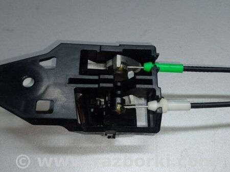 ФОТО Замок двери для Toyota Prius 30 (09-17) Киев