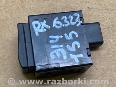 ФОТО Кнопка открывания багажника внутренняя для Lexus RX350/450 (09-15) Киев