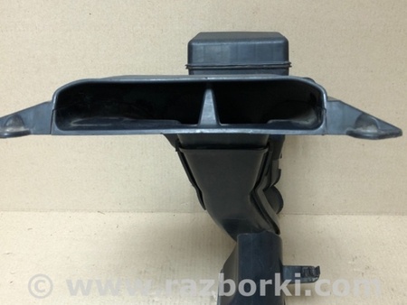 ФОТО Воздухозаборник для Toyota Sienna (11-16) Киев