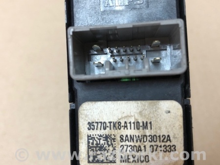ФОТО Кнопка стеклоподьемника для Honda Odyssey (11-17) Киев