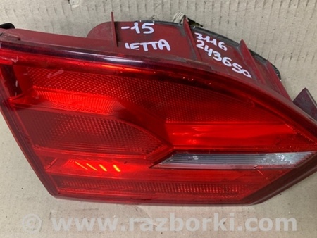 ФОТО Фонарь задний внутренний для Volkswagen Jetta USA (10-17) Киев