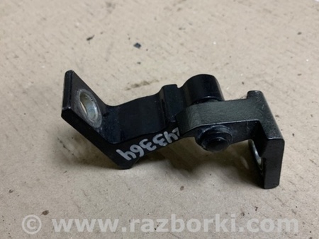 ФОТО Петля двери верхняя для Volkswagen Jetta USA (10-17) Киев